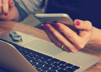 kleding bestellen op zondagavond